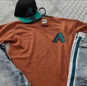 4 Arizona Diamondback Jerseys Sz M With Snapback.   Jeans Not Included